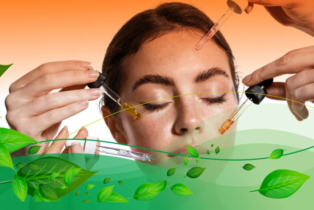 mujer aplicando serum facial